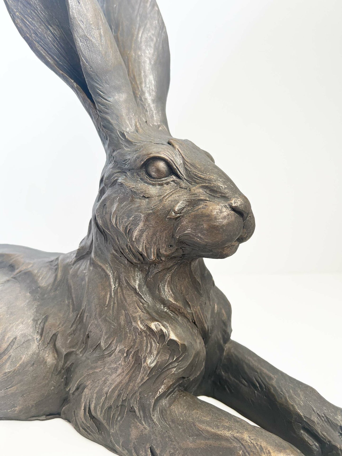 Country Hare Statue - Resting Grey