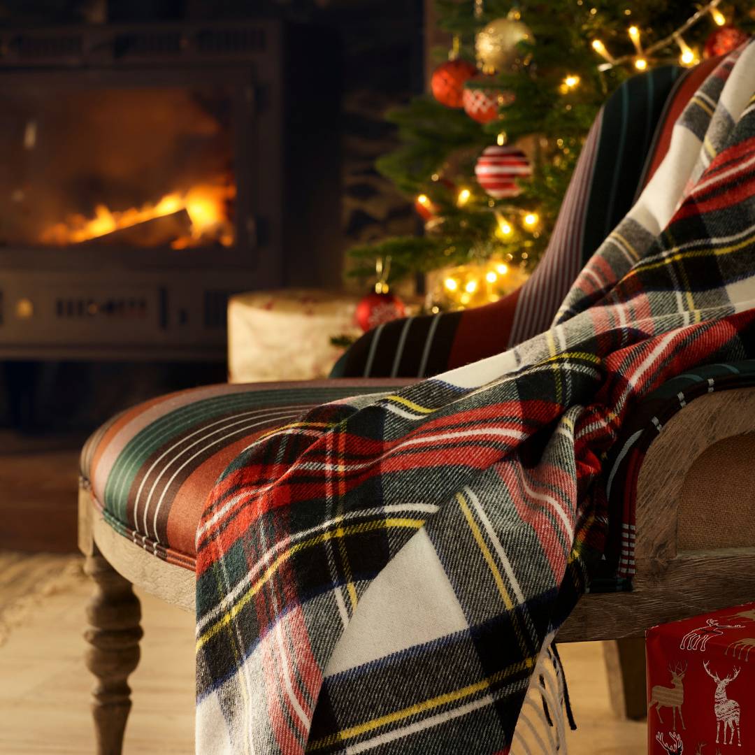 Dress Stewart Tartan Merino Wool Throw