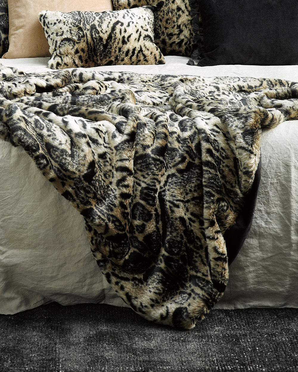 Luxury Imitation Fur Throw - African Leopard