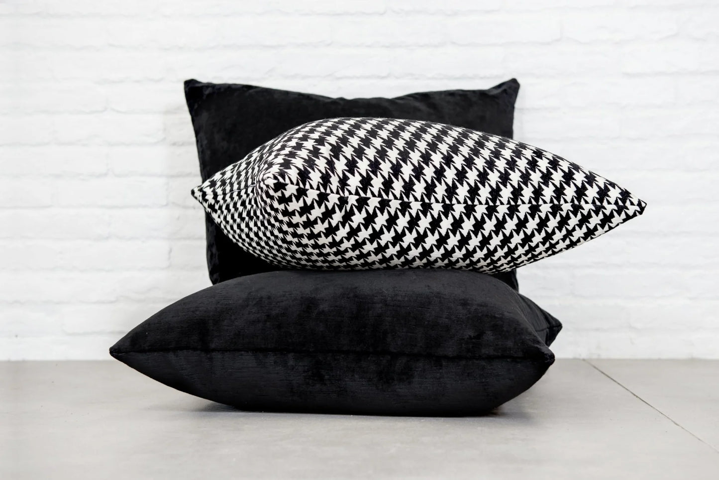 Bespoke Cushion - Mokum